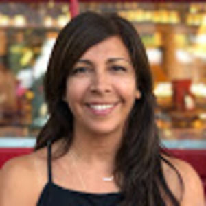 Meet your Posher, Claudia